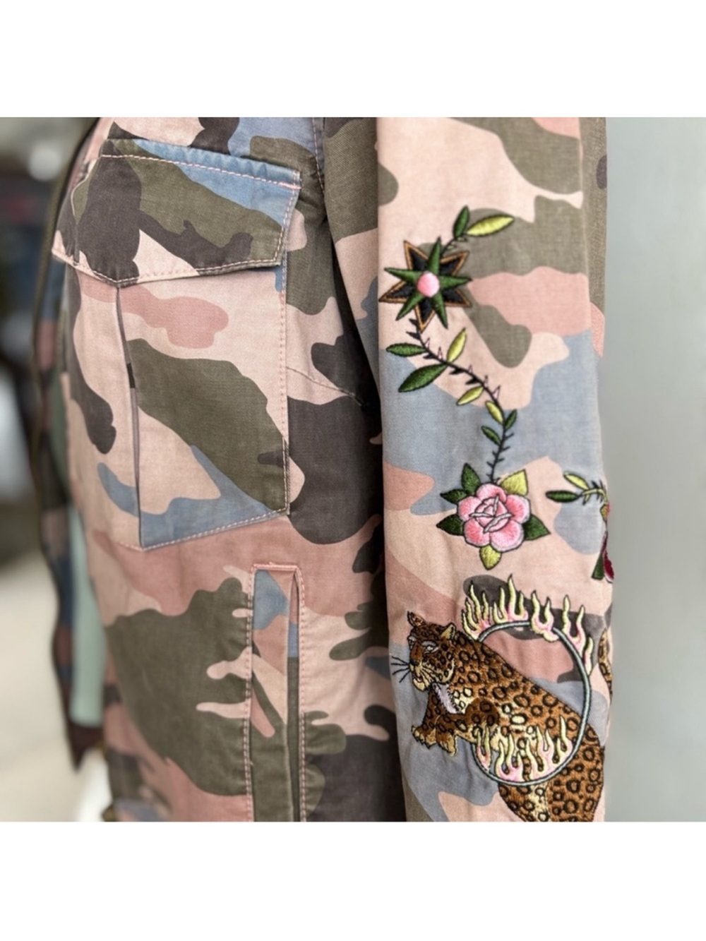 🎉SALE🎉 Zadig & Voltaire Kavy Camou Brode Embroidered Camo Utility Jacket NWOT - Picture 8 of 12